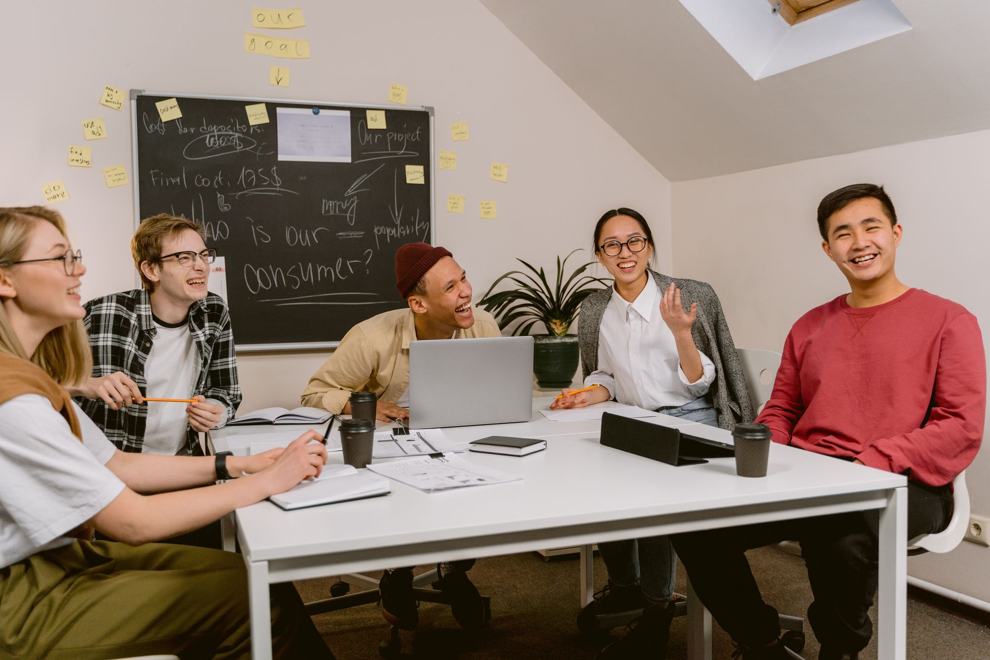 Photo by Tima Miroshnichenko: https://www.pexels.com/photo/people-laughing-while-in-a-meeting-6914348/